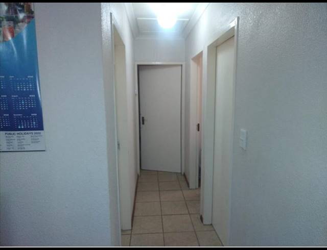 3 BEDROOM HOUSE FOR SALE IN OLIEVENHOUTBOSCH